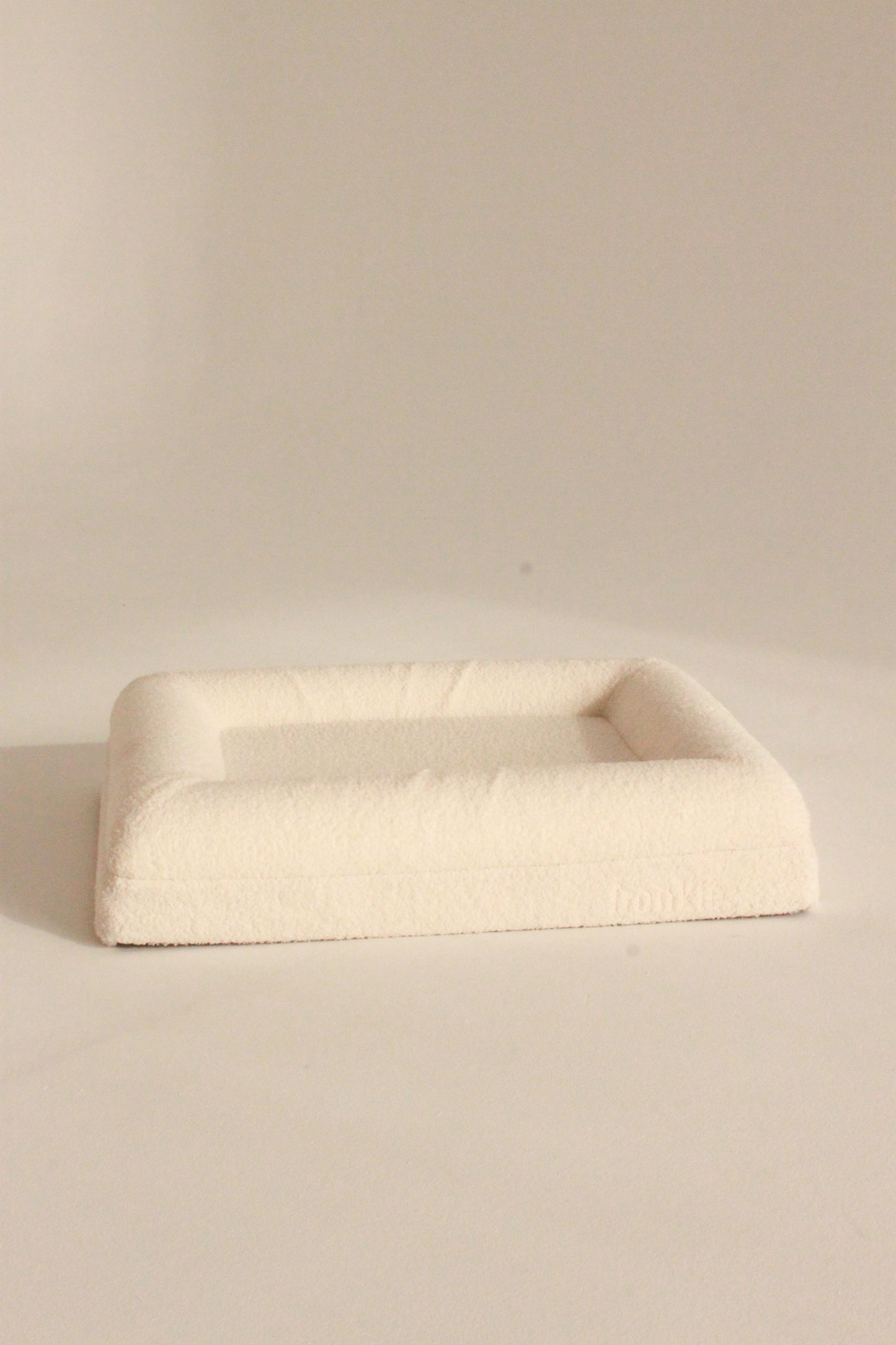 Frankie Dog Bed