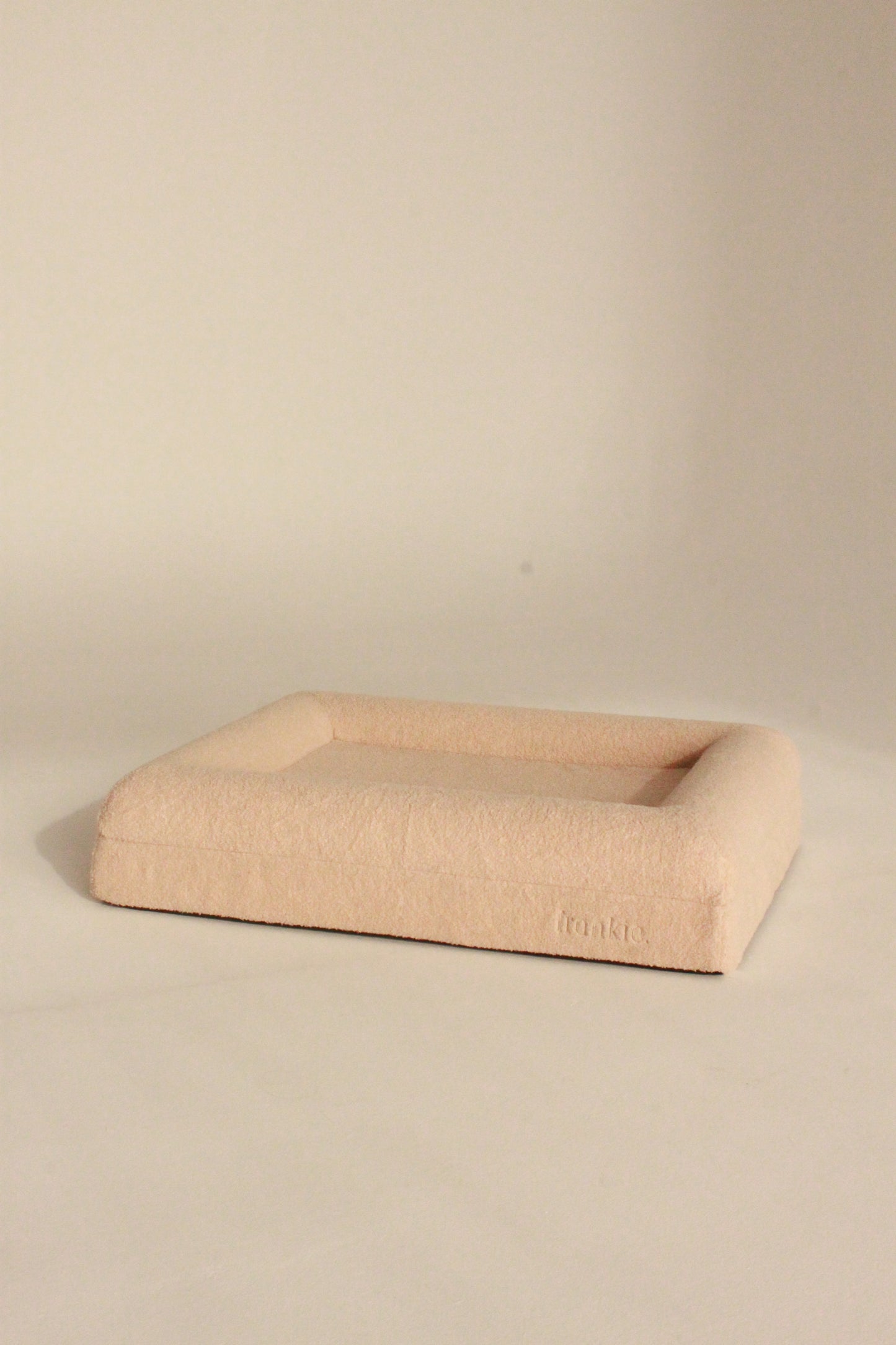 Frankie Dog Bed